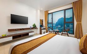 Tung Quang Hotel